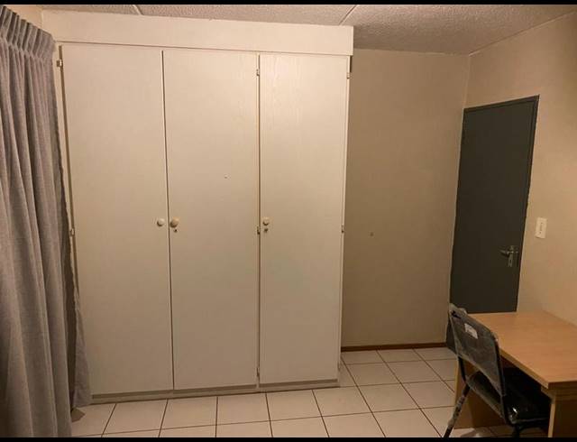 3 BEDROOM APARTMENT FOR SALE IN WESTDENE
